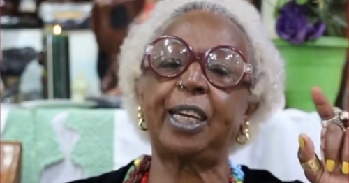 Mãe de santo bastante conhecida em Maringá fica entre a vida e a morte após ser esfaqueada por diversas vezes e roubada