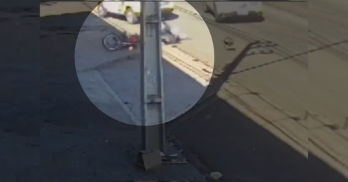 Vídeo mostra momento que casal em moto sofre acidente quando estava dando fuga na PM em Maringá