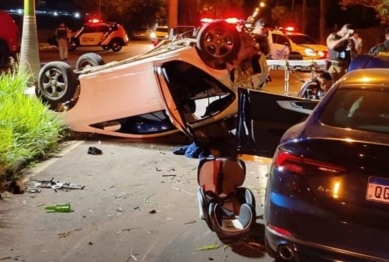foto de Homem morre durante a madrugada após se envolver em um gravíssimo acidente em Maringá