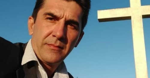 Blogueiro vítima de acidente morre no hospital após vários dias internado