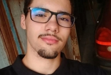 foto de Jovem que estava desaparecido é encontrado morto dentro do carro