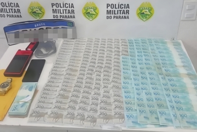foto de Polícia encontra R$ 50 mil dentro de caminhonete furtada em Maringá