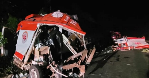 Médico, enfermeira, motorista e paciente morrem em acidente com ambulância do Samu no Paraná