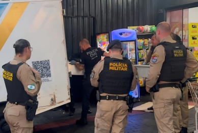 foto de Jovem de 23 anos é morta a tiros em loja de conveniência na região