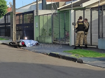 foto de Jovem em moto é executado com vários tiros
