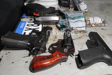 foto de Armas e diversos munições são apreendidas após casal ser abordado pela PM em Maringá