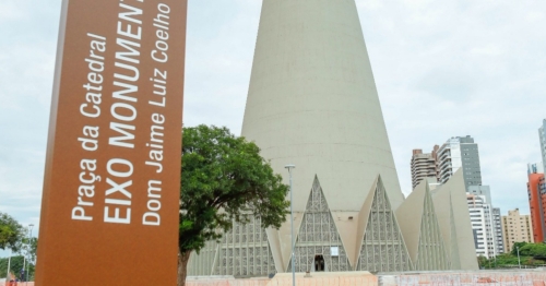 Tapumes da Praça da Catedral começam a ser retirados neste sábado, 15