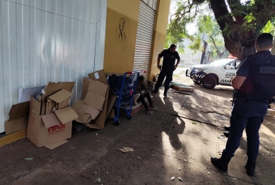 foto de Operação Ordem Pública fiscaliza locais que ficam moradores de rua em Maringá