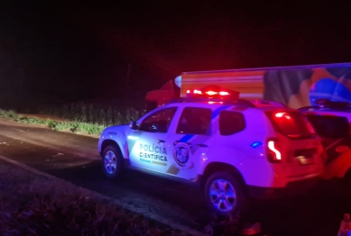 foto de Mãe e filho morrem em acidente envolvendo dois carros na PR-317