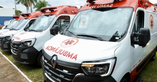 Prefeitura recebe cinco novas ambulâncias para o Samu