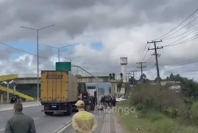 foto de Morre grávida atropelada por caminhão dos Correios enquanto ia a consulta médica