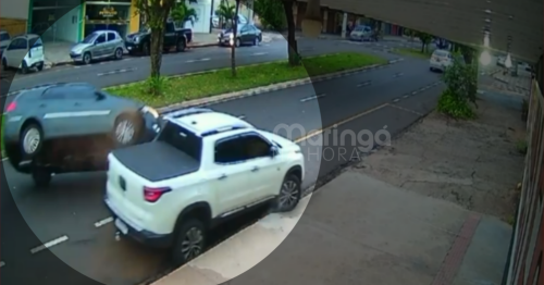 Mulher capota carro após bater em veículo estacionado; VÍDEO