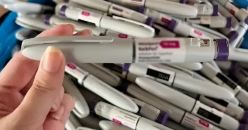 400 canetas injetáveis de emagrecimento são apreendidas no Paraná