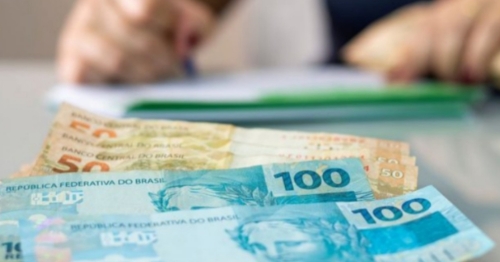 Pagamentos do Bolsa Família e Auxílio Gás começam nesta segunda-feira (18). Confira o calendário