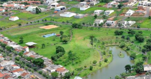 Concurso público disponibiliza salários de até R$ 10,6 mil e auxílio-alimentação