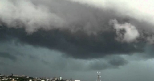 Defesa Civil do Paraná emite alerta para tempestades na região de Maringá nesta segunda-feira, 12