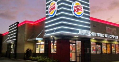 Burger King libera lanche grátis no drive-thru até 31/01; saiba como ganhar