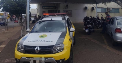 Criança de 2 anos ingere solvente e é socorrida às pressas pela Polícia Militar