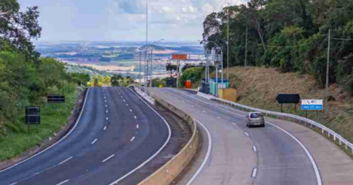 Falha no Free Flow faz caminhonete pagar pedágio como ônibus no Paraná