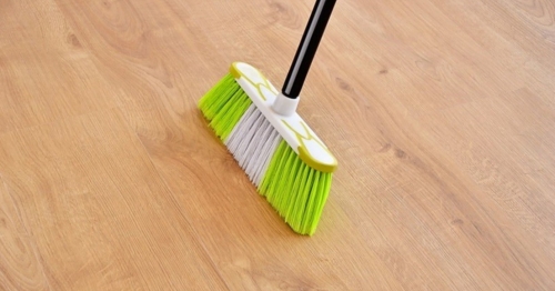 Caso inusitado: cabo de vassoura de ferro fica preso no ânus e bombeiros são acionados