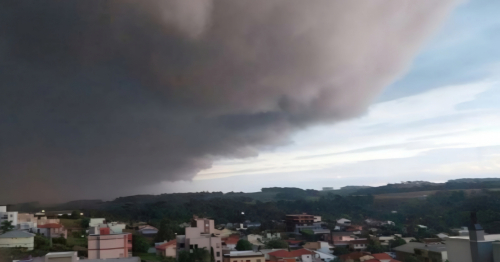 Temporal no Paraná: alerta começa às 15h desta segunda; veja as cidades em risco