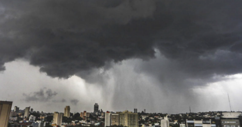 Instituto Nacional de Meteorologia emite alerta de tempestade para o Paraná nesta quinta-feira (26); veja cidades