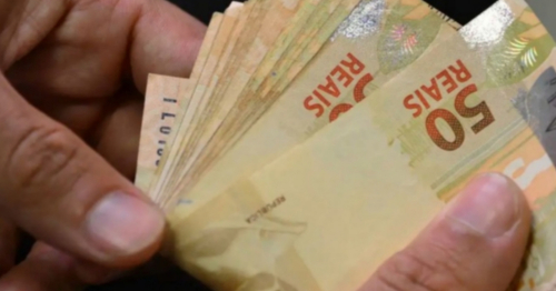 Aposentados e pensionistas do INSS terão o 13° salário antecipado para os meses de abril e maio