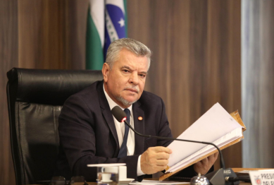 foto de Sob presidência do Delegado Jacovós, Conselho de Ética aprova parecer pela cassação de Renato Freitas