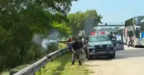 Pedreiros morrem após policiais confundirem ferramentas de trabalho com fuzil