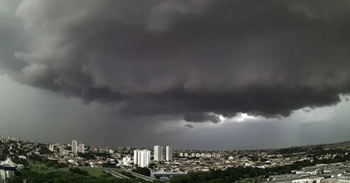 Tempestades avançam no Paraná: 186 municípios estão na rota de ventos fortes e granizo nesta quarta (10); veja lista completa