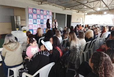 foto de Encontro com deputada federal Rosangela Moro destaca saúde, inclusão e políticas públicas