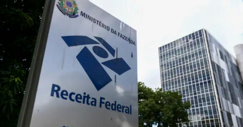 Receita paga nesta terça (30) o maior lote de restituição do IR da história; veja como consultar
