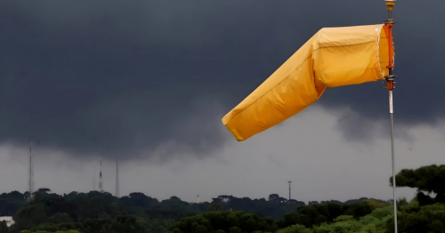 Ciclone extratropical traz ventos e uma massa de ar frio ao Paraná; veja as cidades