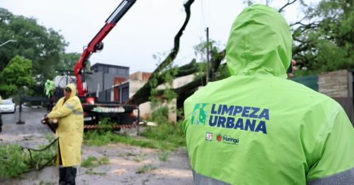 Prefeitura de Maringá mobiliza cerca de 300 servidores para recuperar áreas atingidas por temporal