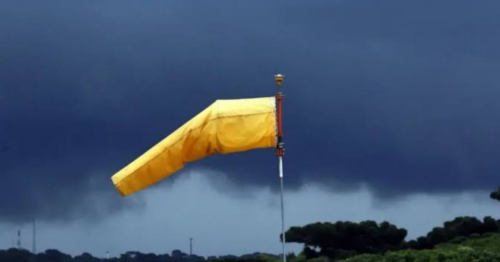 Ciclone extratropical pode atingir o Paraná nesta semana com chuva forte e ventos de até 100 km/h; confira as cidades