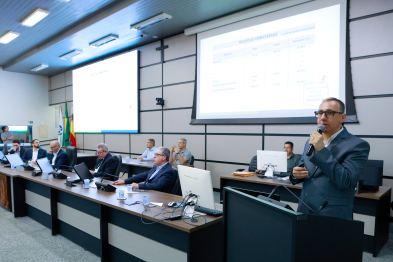 foto de Prefeitura de Maringá apresenta contas e aponta superávit de R$ 424 milhões