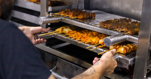Organizações interessadas em administrar a Vila Gastronômica da Maringá Encantada podem se inscrever até esta quarta-feira, 28